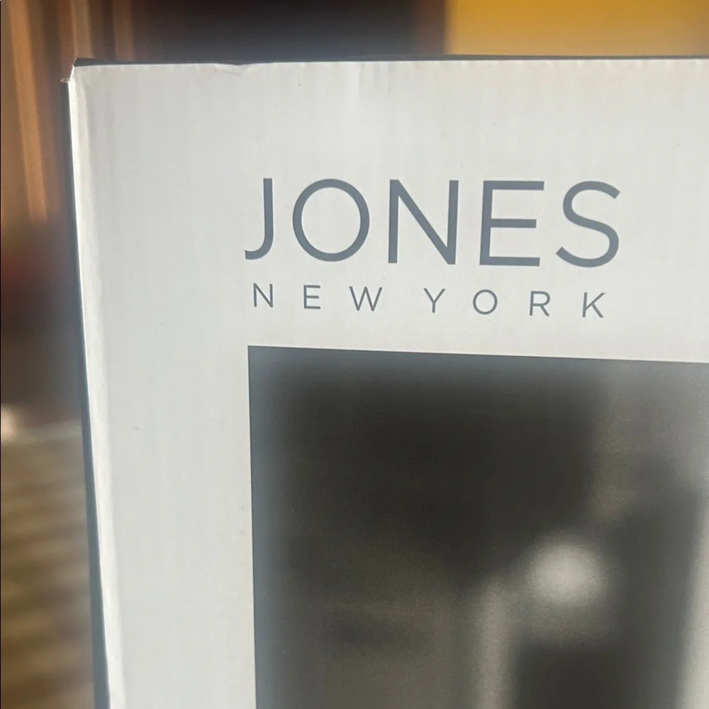 Brand new in box Jones New York Silicone Basting Brush and Turkey Baster Set